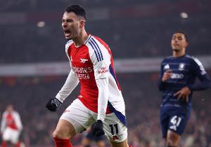 mk娱乐-马丁内利：很高兴萨卡回归 即便加布里埃尔受伤我们也会努力争胜