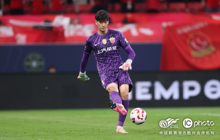 mk娱乐-上海海港4-2云南玉昆，9月17日将在亚冠首轮主场对阵神户胜利船