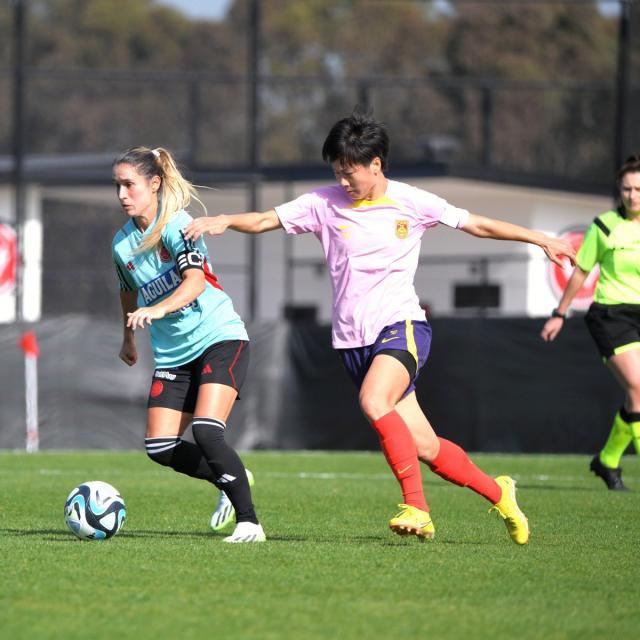 mk体育-中国女足模拟海地热身赛：吴澄舒2球 战平哥伦比亚