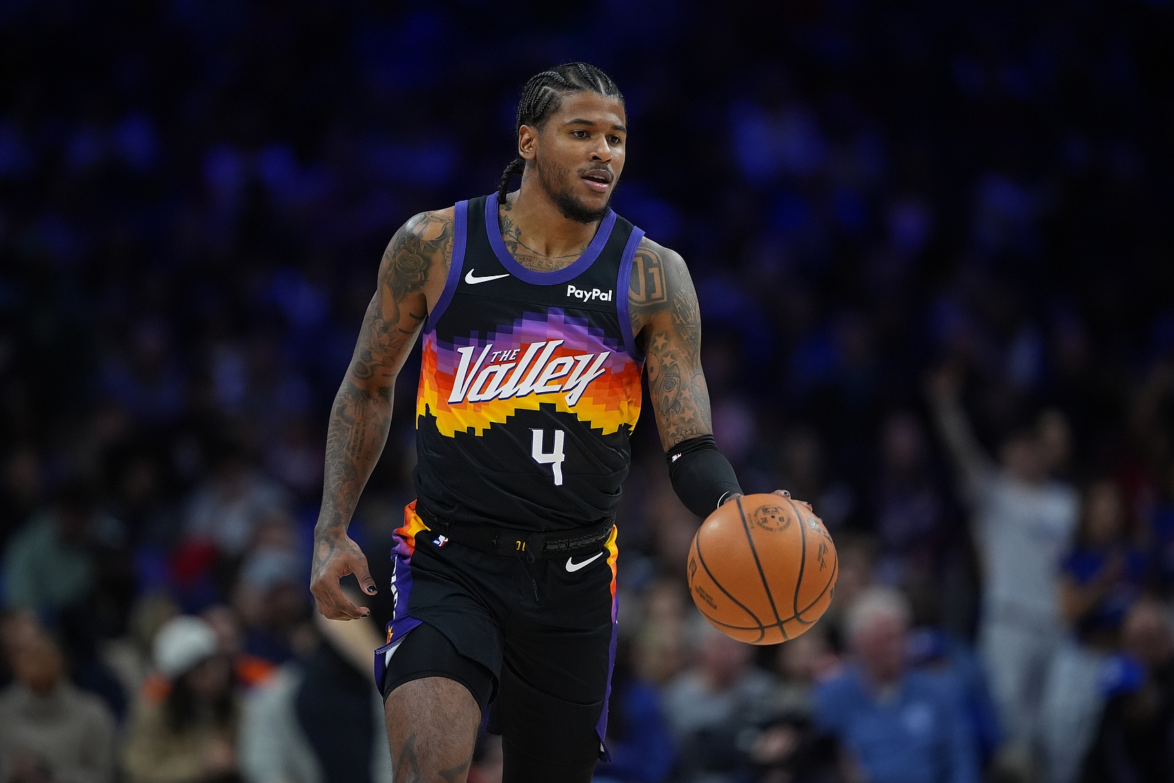 mk娱乐-9中4得11分！狄龙：杰伦·格林挡拆能出球还能自主创造进攻机会